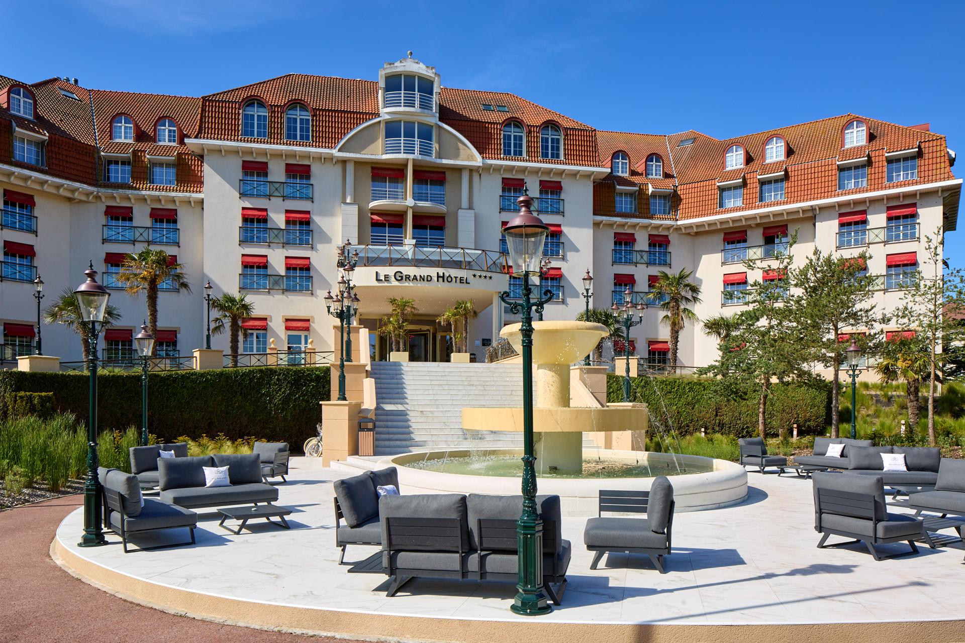 Le Grand Hotel Le Touquet-Paris-Plage ภายนอก รูปภาพ